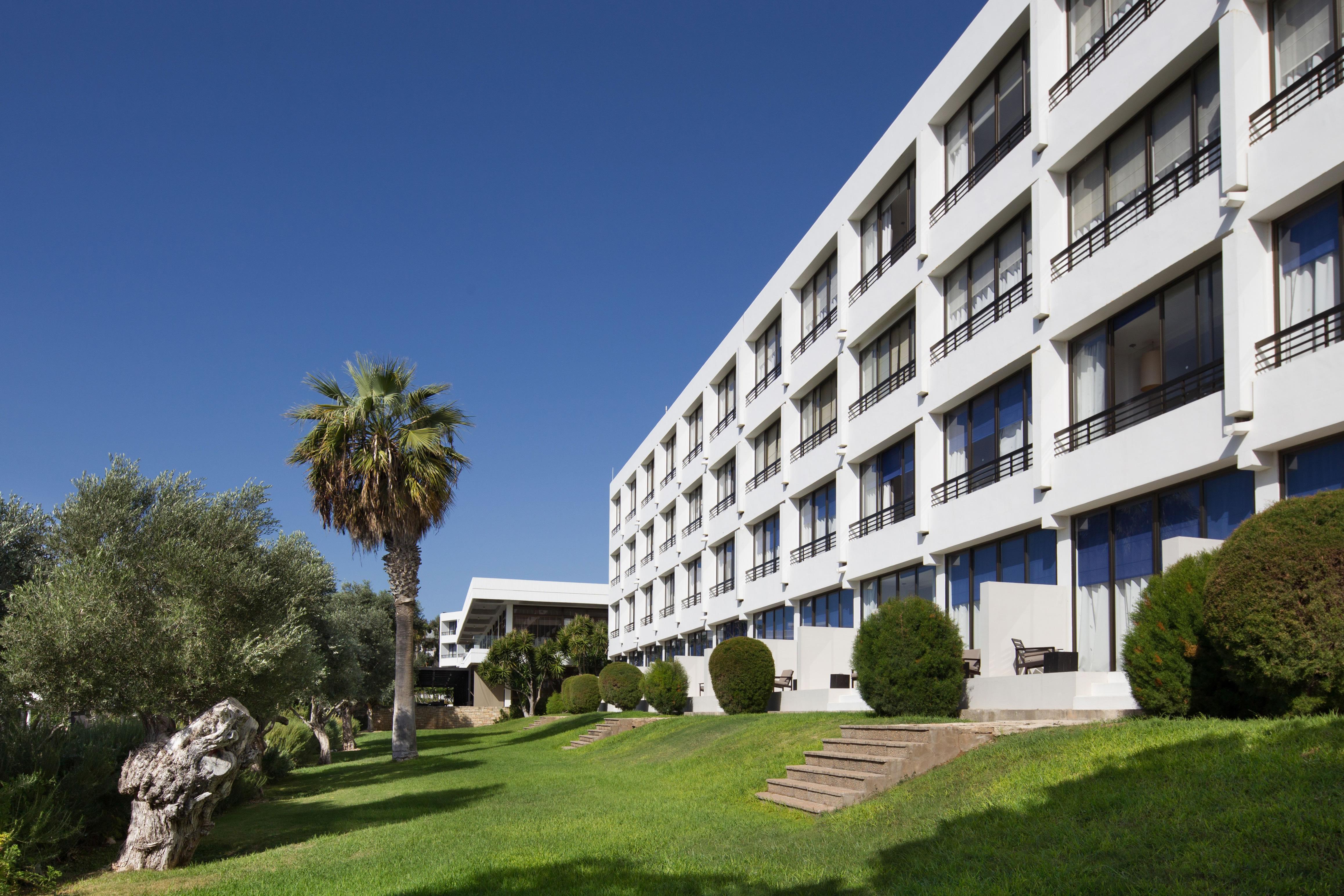 Almyra Hotel Paphos Exterior photo The hotel