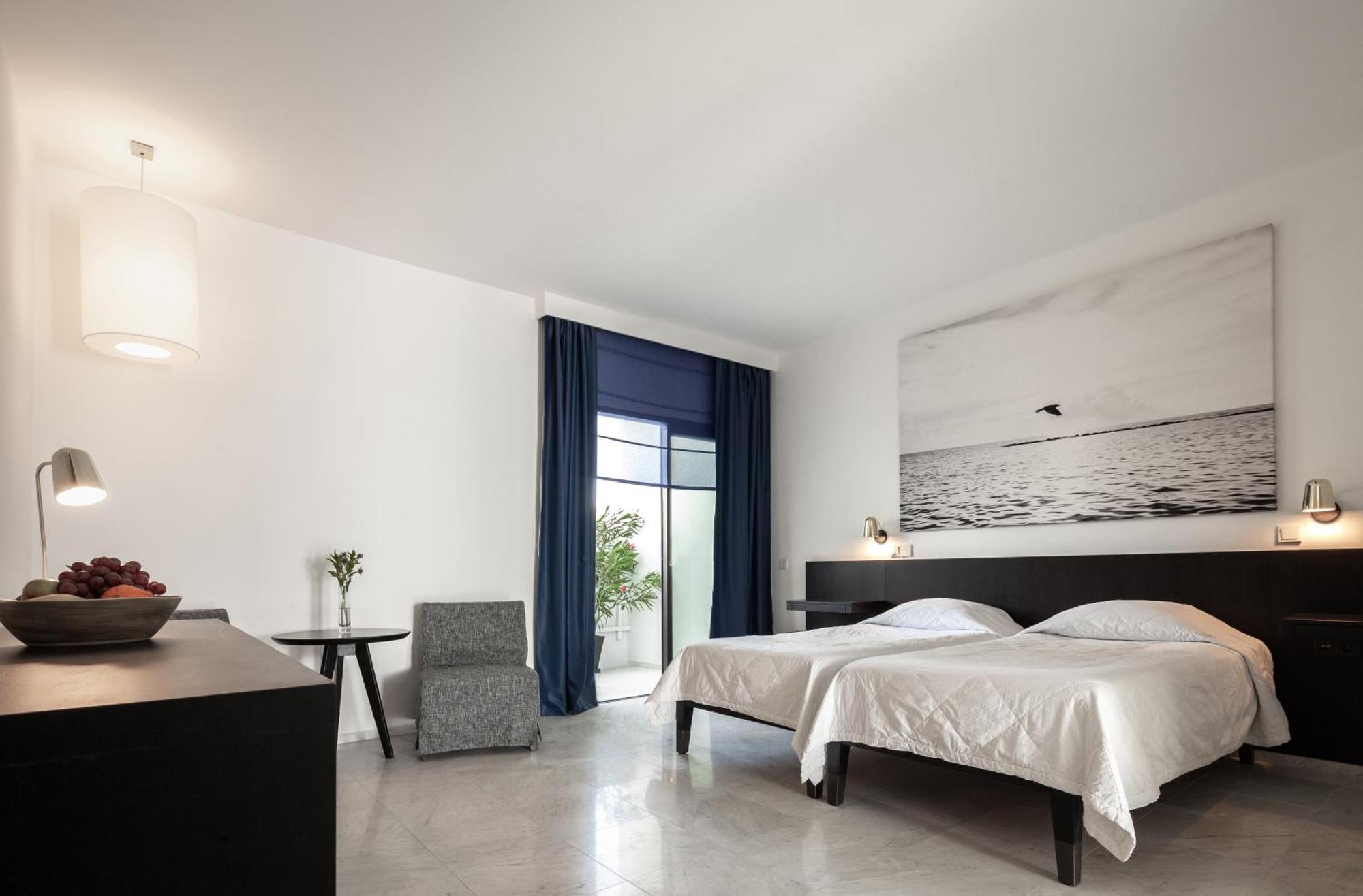 Almyra Hotel Paphos Exterior photo