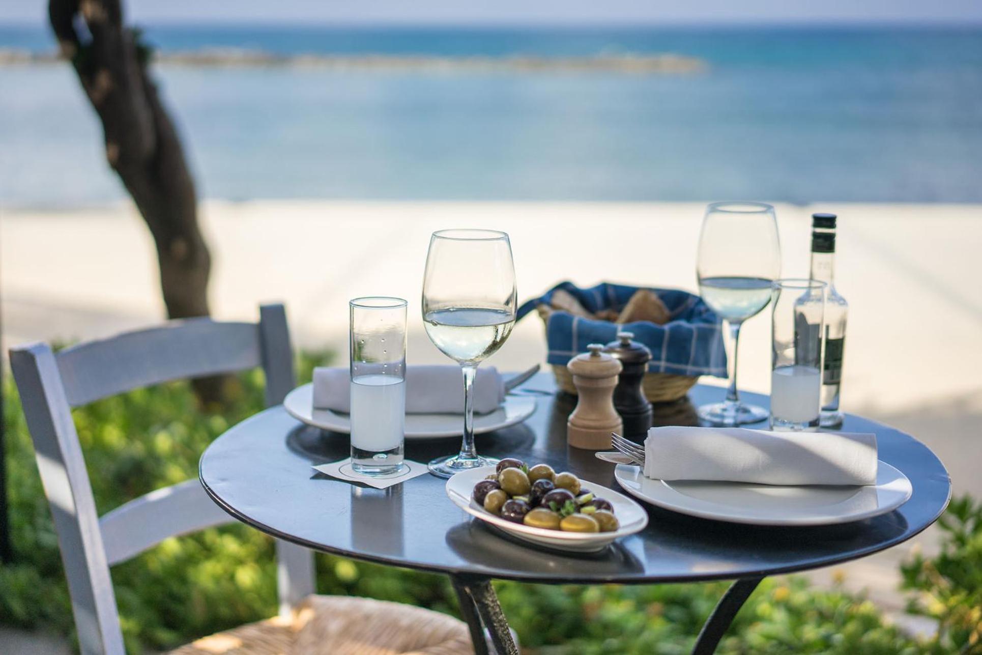 Almyra Hotel Paphos Exterior photo